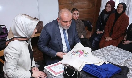 Canik Belediye Başkanı İbrahim Sandıkçı, ilçedeki kadınları sertifikalı mesleki eğitimlerle buluşturmaya devam ettiklerini kaydetti.