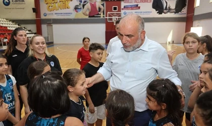 Canik Belediyesi, yarıyıl tatilinde öğrenciler için Parkur Etkinliği düzenliyor.