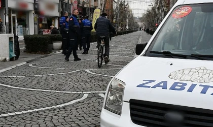 Lüleburgaz’da 2024 yılında, tüm uyarılara rağmen yayalaştırma bölgesine giriş yapan 1727 motosiklet sürücüsüne cezai işlem uyguland