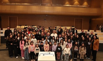 Müziğin köprü olduğu 3 kentin çocuk ve gençlerinin buluşmasında, dayanışma mesajı verildi.