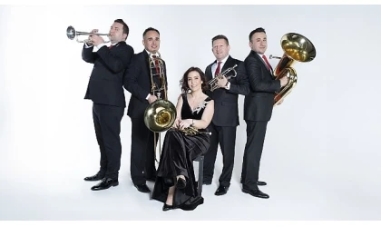 Türkiye’nin ilk ve en uzun soluklu bakır nefesliler beşlisi Golden Horn Brass, zengin repertuvarıyla 25 Ocak Cumartesi günü Borusan Müzik Evi’nde müzikseverlerle buluşuyor.