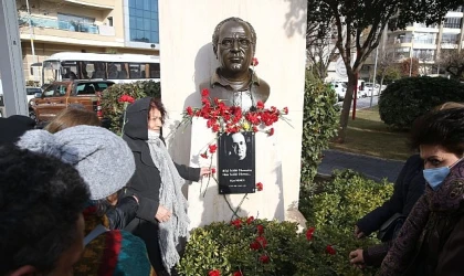 Uğur Mumcu, karanlık güçler tarafından susturulmaya çalışılsa da, onun fikirleri ve eserleri bugün hala aydınlatıcı birer meşale olarak bizlere yol göstermektedir” dedi.