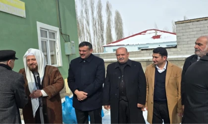 Mardinli kanaat önderleri Ağrı’da iki aileyi barıştırdı