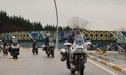 söz vardır, dört teker bedeni, iki teker ruhu taşır” diyerek çalıştayı açtı.