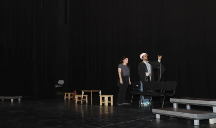 Tamer Karadağlı’dan Gaziantep Şehir Tiyatrosu’na ziyaret
