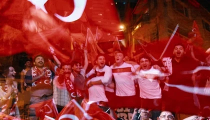 Altı Üstü İstanbul’dan A Millilere destek
