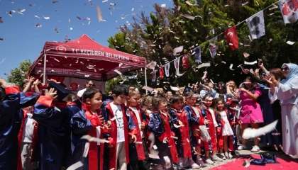 Ankara Keçiören’in minikleri ilk mezuniyet heyecanını yaşadı