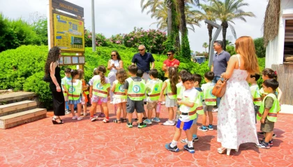 Antalya’da minik çevreciler Mavi Bayrak’la tanıştı