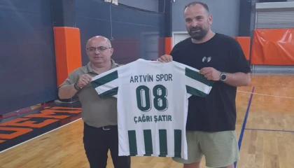 Artvinspor kadın voleybol takımı için destek arayışında