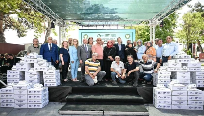 Balıkesir’de arıcılara yüzde 100 hibeli fondan kek desteği