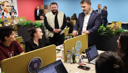Bursa Büyükşehir öğrencilerin yanında
