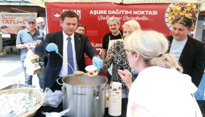 Bursa Osmangazi’de aşureler Başkan Aydın’dan