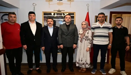 Bursa Yıldırım’da Başkan Yılmaz’dan Ülkü Ocakları’na ziyaret