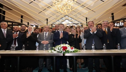 Çarşı Melikgazi Bakan Yumaklı’yla resmen açıldı