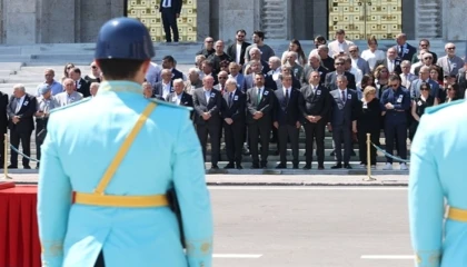 CHP Balıkesir eski milletvekili Orhan Sür’e TBMM’de son görev... Mutlak butlan sonrası ilk kez karşılaştılar