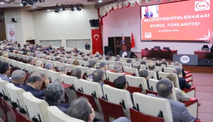 DEÜ Rektörü Yılmaz, Üniversitelerarası Kurul Toplantısına katıldı
