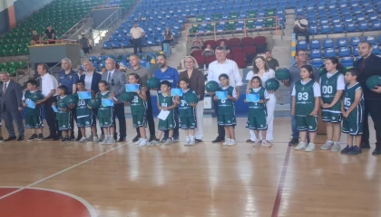 Edirne Keşan’da geleceğin basketbolcuları ödüllerine kavuştu