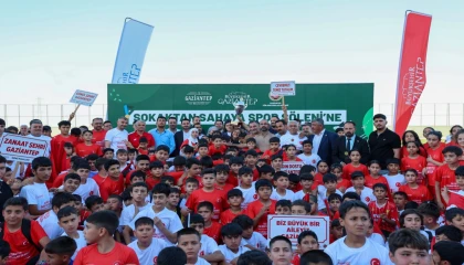 Gaziantep’te sokaktan sahaya spor şöleni