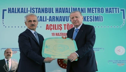 Halkalı-Arnavutköy metro hattı açıldı... Türkiye ulaşımda hızlanıyor