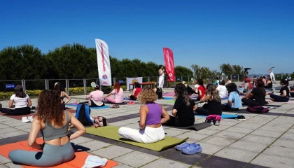 İstanbul Maltepe’de yoga için buluştular