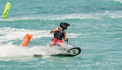 İzeltaş Dünya Motosurf Şampiyonası’nda heyecan fırtınası başladı