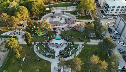 Kaynarca’nın yeni yaşam alanı Aziz Duran Parkı hizmete açıldı