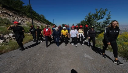 Kayseri Büyükşehir’den Yaza Merhaba Doğa Yürüyüşü