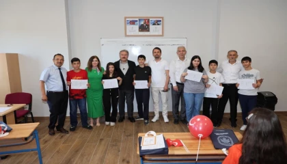 Kayseri Melikgazi’de karne coşkusu