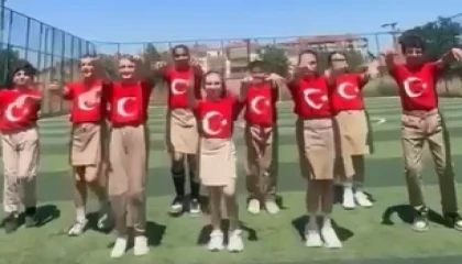 Keşan’da öğrencilerden Millilere dev destek