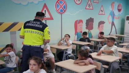 Kocaeli’de binlerce öğrenci kuralları Büyükşehir’le öğrendi