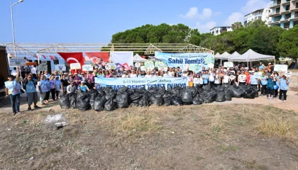 Mersin’de Çevre Haftası’nda sahiller temizlendi