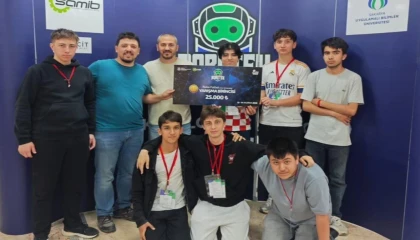 Sakarya Karasulu öğrencilerden Robotek’te çifte Türkiye derecesi