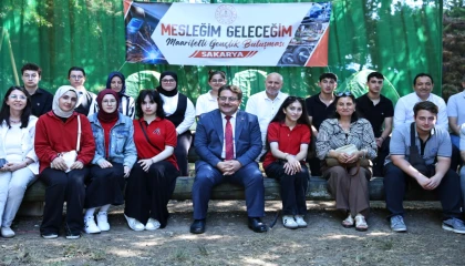 Sakarya’da ”Mesleğim Geleceğim, Marifetli Gençlik Buluşması” Macera Park’ta gerçekleştirildi
