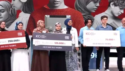 Sakaryalı öğrenciler Türkiye Entelektüel Oyunları’nda Türkiye ikincisi oldu