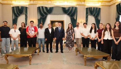Şampiyon marşın Bursalı bestecileri Büyükşehir’de ağırlandı