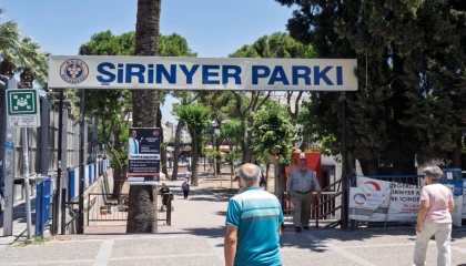 Şirinyer Parkı eski günlerine kavuşuyor