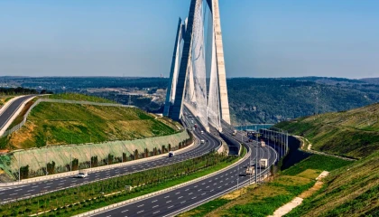 Yavuz Sultan Selim Köprüsü’nden sürücülere uyarı: Yol hipnozuna dikkat!