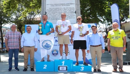 5. Açık Deniz Yüzme Maratonu’nda kulaçlar Mudanya için atıldı
