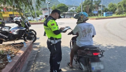 Antalya’da motosiklet denetimi: Bir haftada 4 bin 150 sürücü kontrol edildi