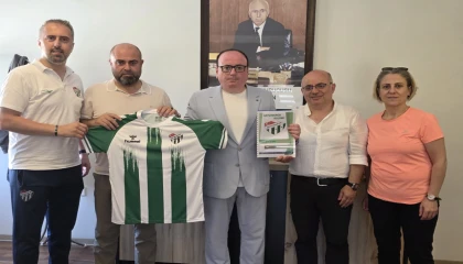 Artvinspor’dan kadın voleybolu için destek turu