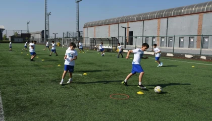 Balıkesir Büyükşehir Yaz Spor Okulları sağlıklı bireyler yetiştiriyor