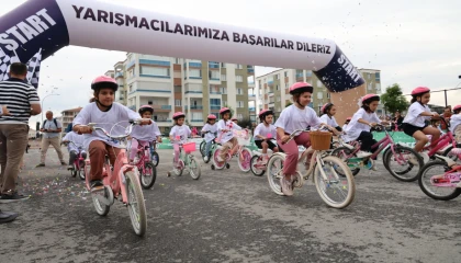Bisiklet yarışı nefes kesti