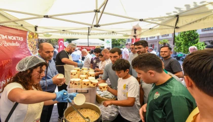 Bursa Osmangazi’de aşure geleneği yaşatılıyor