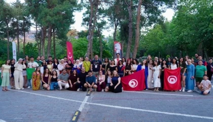 Denizli’de gençler kültür şöleninde buluştu