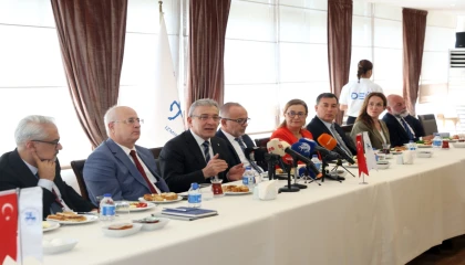 DEÜ, uluslararası hedeflerini iki yeni programla büyütüyor