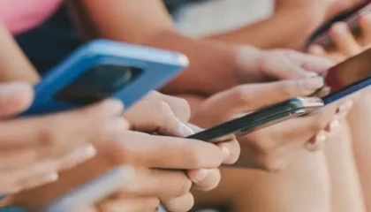 ”Dijital Obezite” uyarısı! Fazla içerik tüketimi beyni yoruyor