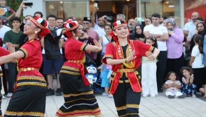 Festival coşkusu Bursa İnegöl’ün dört bir yanını sardı