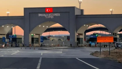 İpsala Gümrük Kapısı’nda 20 gümrük memuruna operasyon
