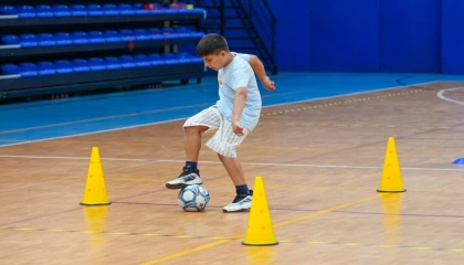 İstanbul Maltepe’de futsal ve masa tenisi dersleri başladı