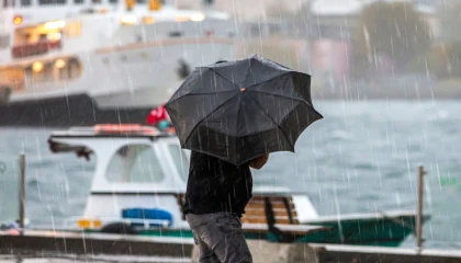 İstanbul’a sağanak ve kuvvetli poyraz uyarısı... Sıcaklıklar 4 derece düşecek